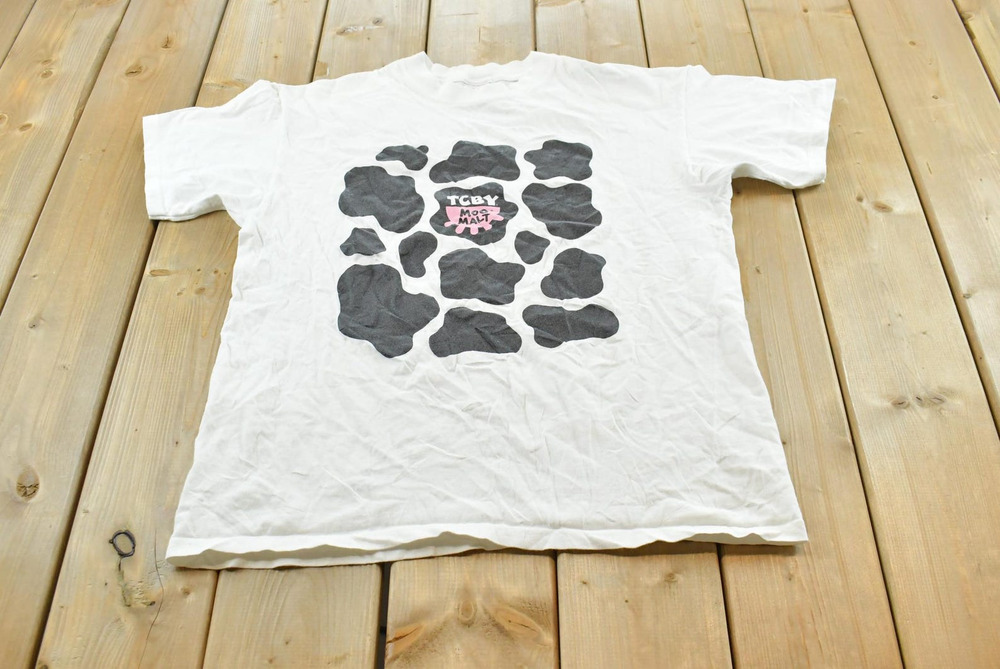 TCBY Moo Malt Newspaper Cow T Shirt